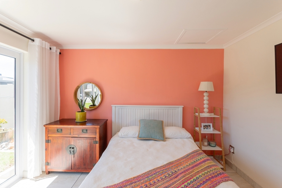 4 Bedroom Property for Sale in Sunset Estate Western Cape